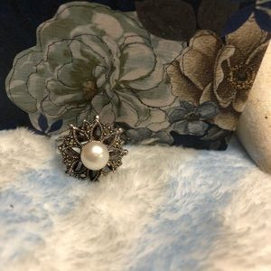 Vintage marcasite and pearl ring